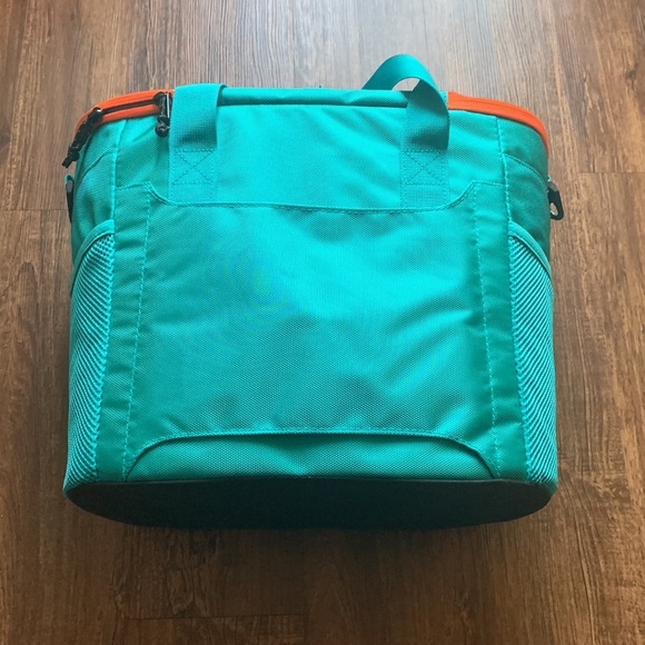 Miami Dolphins NFL Insulated Tote Bag Igloo Cooler 28-Can Capacity New - Picture 6 of 7